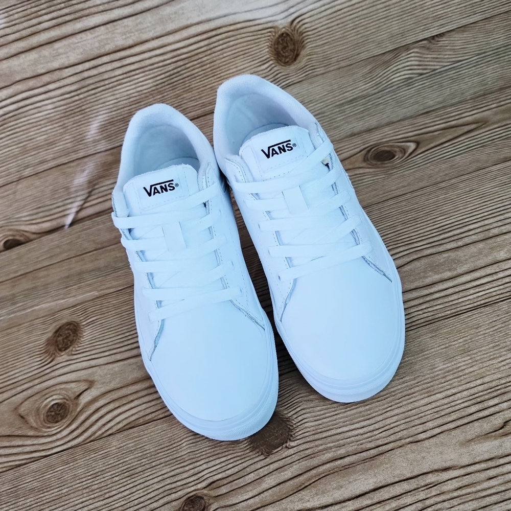 VANS Seldan Low Top Sneakers - Picture 2 of 9